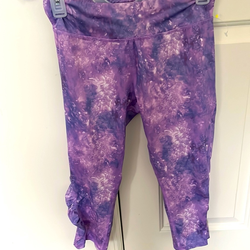 All in motion purple galaxy leggings size 14/16